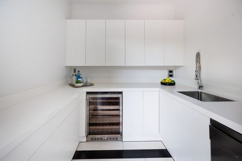 Photo of property in 27a Phoenix Avenue, Hokowhitu, Palmerston North, 4410