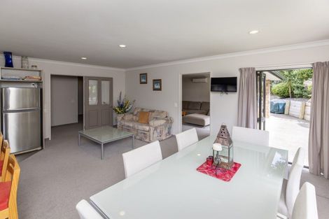 Photo of property in 33 Gandalf Crescent, Paraparaumu, 5032