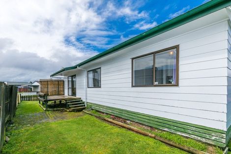 Photo of property in 1 Pringle Place, Nawton, Hamilton, 3200