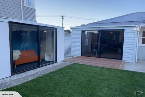 Photo of property in 40 Rua Street, Lyall Bay, Wellington, 6022