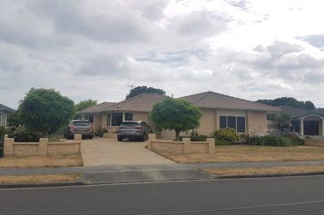Photo of property in 43 Santa Monica Drive, Papamoa Beach, Papamoa, 3118