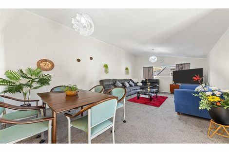 Photo of property in 61 Landsdowne Terrace, Cashmere, Christchurch, 8022