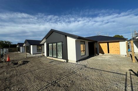 Photo of property in 2/25 Winters Road, Redwood, Christchurch, 8051