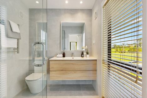 Photo of property in 38a Links Road, New Lynn, Auckland, 0600