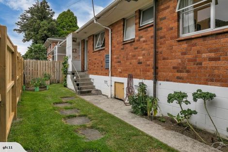 Photo of property in 1/5 Prictor Street, Papakura, 2110