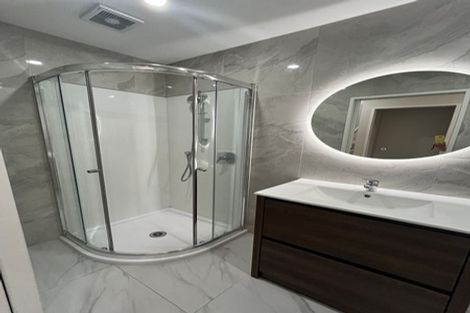 Photo of property in 28a Halberg Street, Glenfield, Auckland, 0629