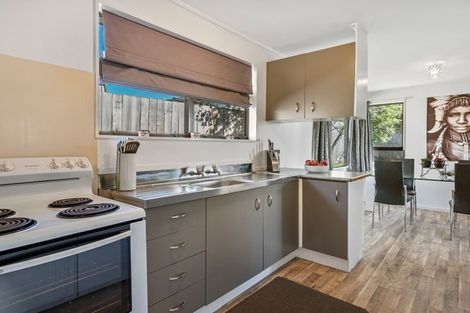 Photo of property in 82 Keegan Drive, Massey, Auckland, 0614