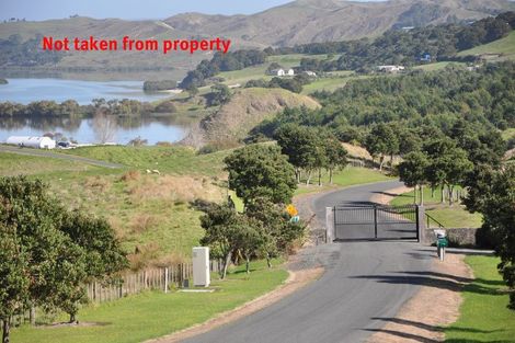 Photo of property in 144 Takahoa Drive, Kaiwaka, 0573