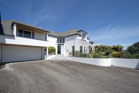 Photo of property in 17 Petworth Place, Westmorland, Christchurch, 8025