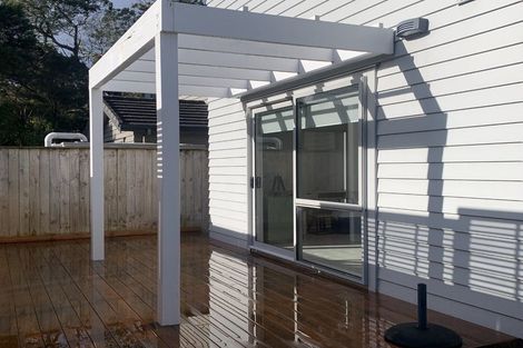 Photo of property in 7 Muriels View Lane, Massey, Auckland, 0614