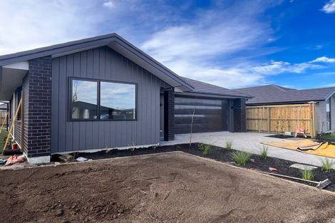 Photo of property in 185 Faringdon Boulevard, Rolleston, 7615