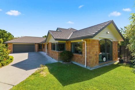 Photo of property in 3 Westpeak Way, Otaki, 5512