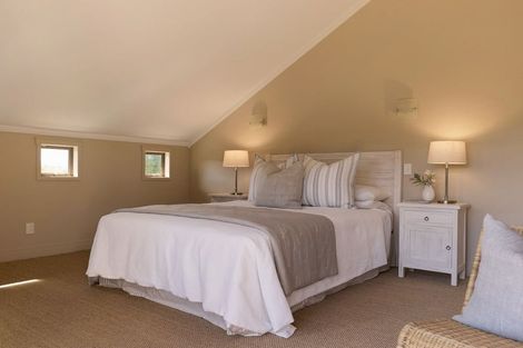 Photo of property in 42 Matangi Road, Tuki Tuki, Havelock North, 4294