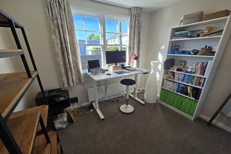 Photo of property in 98 Studholme Street, Somerfield, Christchurch, 8024