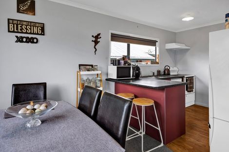 Photo of property in 17 Rewa Street, Inglewood, 4330