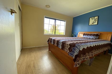 Photo of property in 3 Keryn Place, Opaheke, Papakura, 2113