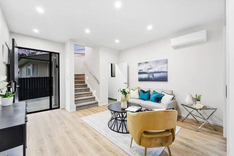 Photo of property in 6/33 Colwill Road, Massey, Auckland, 0614