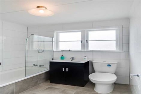 Photo of property in 6 Chester Place, Taradale, Napier, 4112