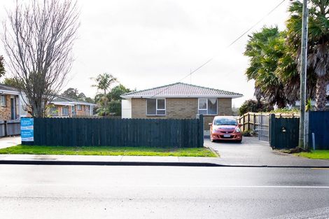 Photo of property in 191 Don Buck Road, Massey, Auckland, 0614