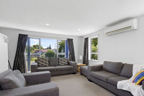 Photo of property in 2 Zenith Place, Hei Hei, Christchurch, 8042