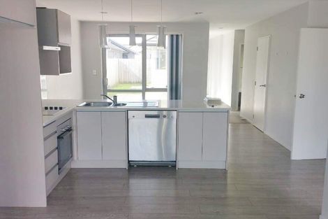 Photo of property in 12 Moho Lane, Takanini, 2112