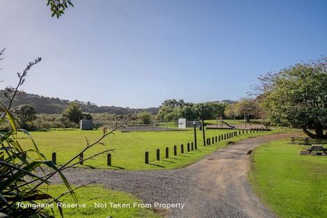 Photo of property in 11 Rangitane Loop Road, Kerikeri, 0294