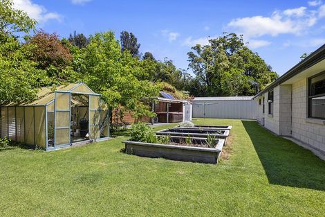 Photo of property in 4 Dunbar Place, Highlands Park, New Plymouth, 4312