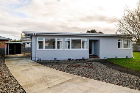 Photo of property in 37 Rewa Street, Takaro, Palmerston North, 4412