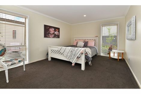 Photo of property in 16 Millennial Way, Orewa, 0931