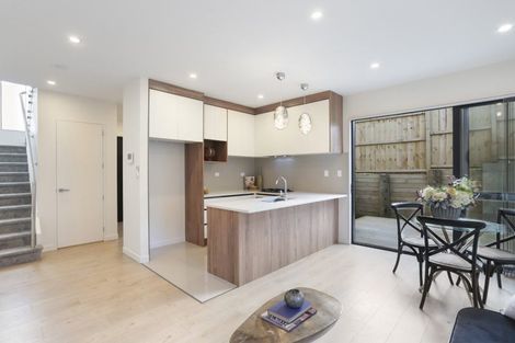 Photo of property in 37 Garton Drive, Massey, Auckland, 0614