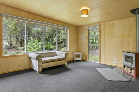 Photo of property in 69 Gillespie Place, Acacia Bay, Taupo, 3385