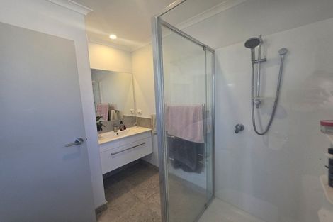 Photo of property in 28 Komata Crescent, Papamoa Beach, Papamoa, 3118
