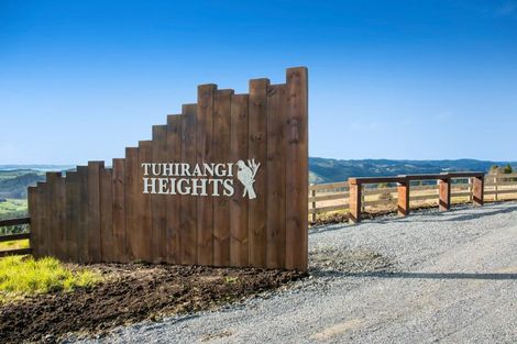 Photo of property in 223 Tuhirangi Road, Makarau, Warkworth, 0984