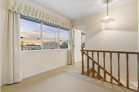Photo of property in 9 Argo Drive, Half Moon Bay, Auckland, 2012
