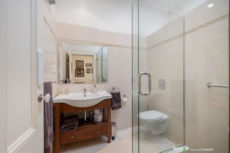 Photo of property in 64 Hill Street, Thorndon, Wellington, 6011