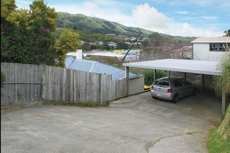 Photo of property in 55 Handyside Street, Tawa, Wellington, 5028