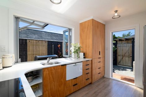 Photo of property in 121 Tasman Street, Nelson, 7010