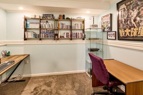 Photo of property in 70 Winara Avenue, Waikanae, 5036