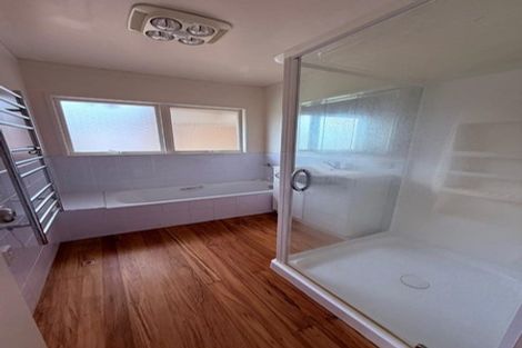 Photo of property in 28 Velma Road, Hillcrest, Auckland, 0627