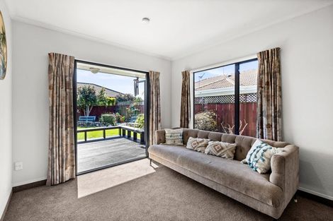 Photo of property in 1 Hyatt Grove, Greenmeadows, Napier, 4112