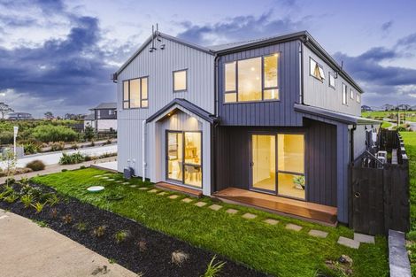 Photo of property in 2 Seagreen Avenue, Rosehill, 2113