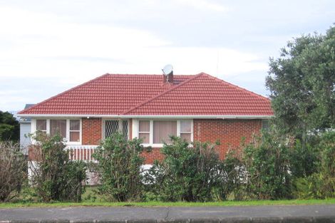 Photo of property in 104 Lincoln Park Avenue, Massey, Auckland, 0614