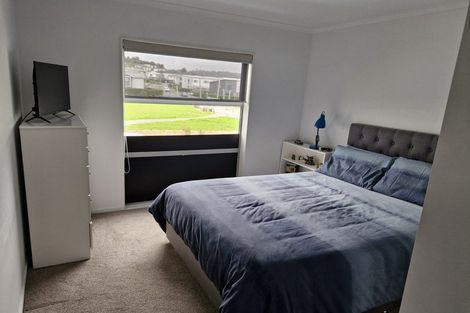 Photo of property in 64 Mettam Drive, Swanson, Auckland, 0614