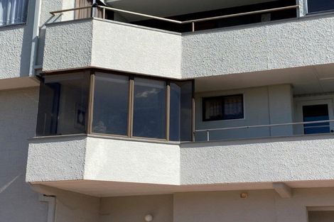 Photo of property in 40 Maunganui Road, Mount Maunganui, 3116