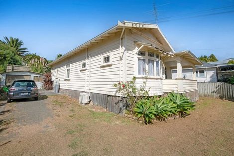 Photo of property in 23 Mangakura Road, Helensville, 0800
