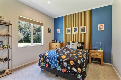Photo of property in 80 Clearview Road, Lepperton, New Plymouth, 4373