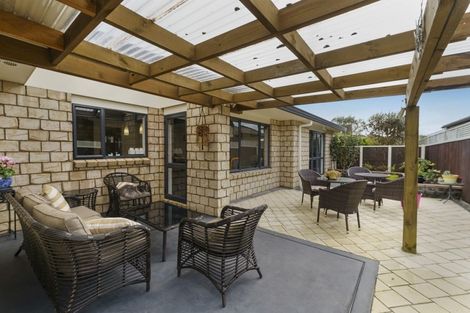 Photo of property in 48 Regent Drive, Paraparaumu Beach, Paraparaumu, 5032