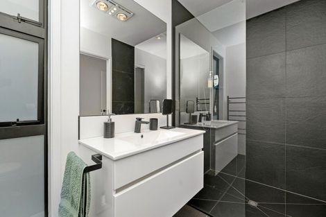 Photo of property in 9 Kristin Place, Manakau, Levin, 5573