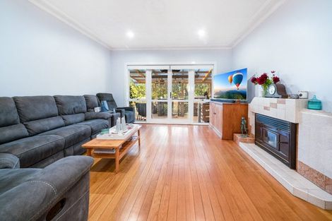 Photo of property in 27 Walters Road, Takanini, 2112