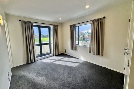 Photo of property in 35 John Court Street, Birkenhead, Auckland, 0626